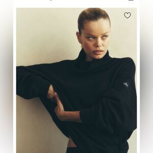 NWT Alo Hazy Mock Neck Pullover Black Medium